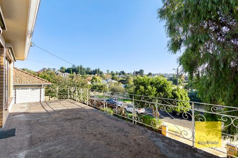 Property photo of 5 Nelson Avenue Highton VIC 3216