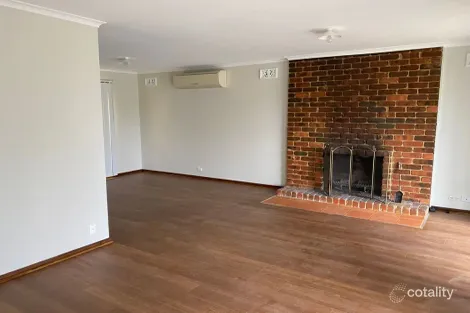 Property photo of 14 Campaspe Crescent Brookfield VIC 3338