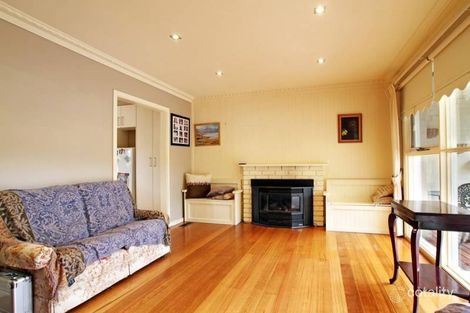 Property photo of 2 Moss Court Croydon North VIC 3136