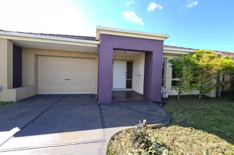 Property photo of 11 Scherbourg Place Hoppers Crossing VIC 3029