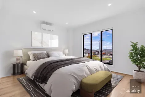 2/4 Narada Rd, Truganina, VIC 3029