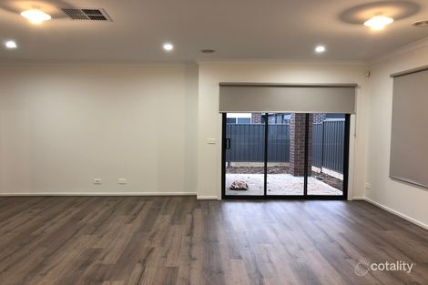Property photo of 11 Vibe Road Tarneit VIC 3029