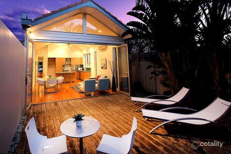 Property photo of 16 John Street Elwood VIC 3184