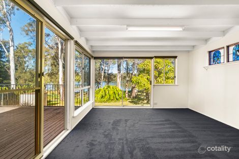 Property photo of 12 Rhodes Parade Windermere Park NSW 2264