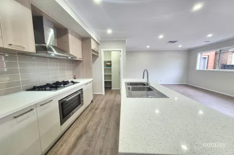 44 Gelantipy Dr, Truganina, VIC 3029