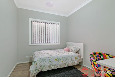 Property photo of 79 Carroll Crescent Plumpton NSW 2761