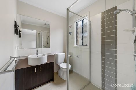 Property photo of 15 Riparian Way Brookfield VIC 3338