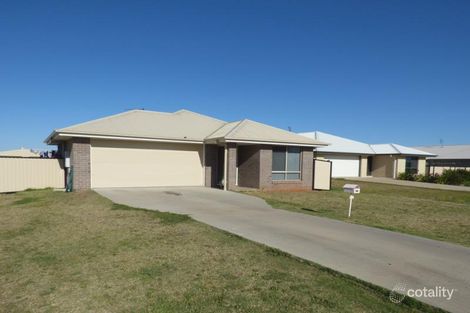 11 Henry Ct, Tara, QLD 4421