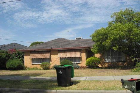 17 Ash Gr, Keilor East, VIC 3033