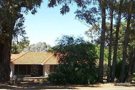 129 Lesmurdie Rd, Lesmurdie, WA 6076