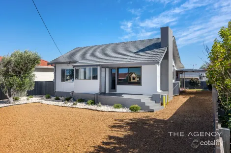 9 Whitfield St, Beachlands, WA 6530