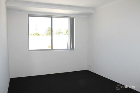 Property photo of 4A Pinner Place Lynwood WA 6147