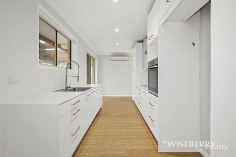 Property photo of 122 Elizabeth Bay Drive Lake Munmorah NSW 2259