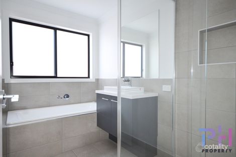 Property photo of 1B Whittaker Street Quarry Hill VIC 3550