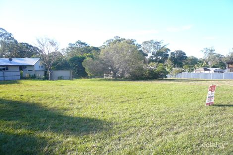 7 Francis Rd, Macleay Island, QLD 4184
