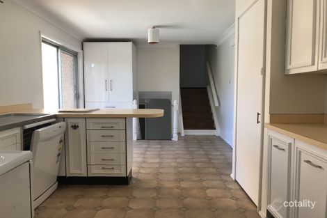 Property photo of 4 Somers Close Metford NSW 2323