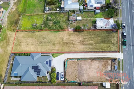 45 Aberglasslyn Rd, Rutherford, NSW 2320