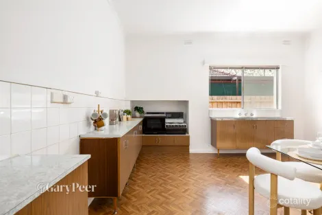 Property photo of 6 Kambrook Road Caulfield North VIC 3161