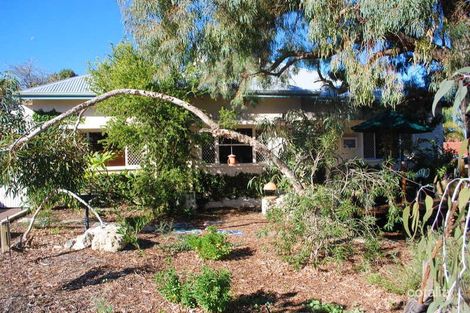 38 Clayton St, East Fremantle, WA 6158