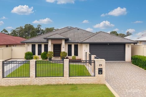19 Willis Cl, Redland Bay, QLD 4165