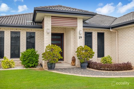 Property photo of 19 Willis Close Redland Bay QLD 4165