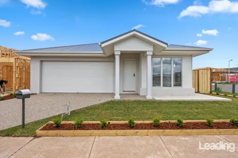 13 Mulga St, Sunbury, VIC 3429