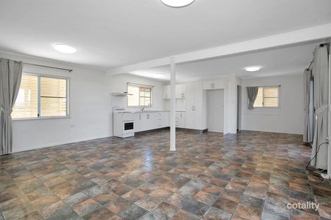 Property photo of 52 The Esplanade Grasstree Beach QLD 4740