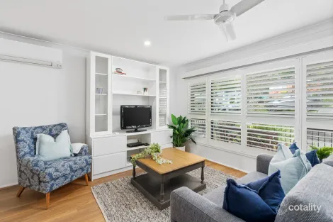 Property photo of 21 Narara Crescent Narara NSW 2250