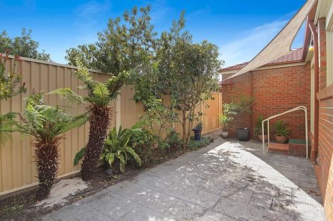 Property photo of 15 Crest Avenue Hampton East VIC 3188