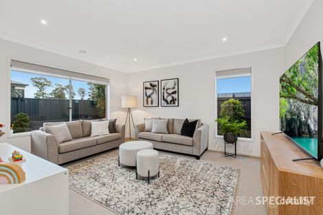 Property photo of 2 Merrin Circuit Clyde North VIC 3978