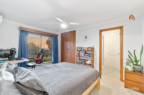 Property photo of 19 Marri Crescent Lesmurdie WA 6076