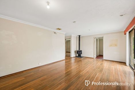 Property photo of 24 Calliandra Way Forrestfield WA 6058