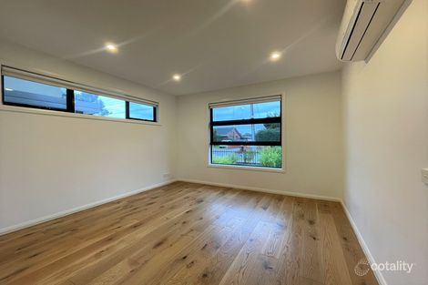 Property photo of 1/1 Timor Parade Heidelberg West VIC 3081