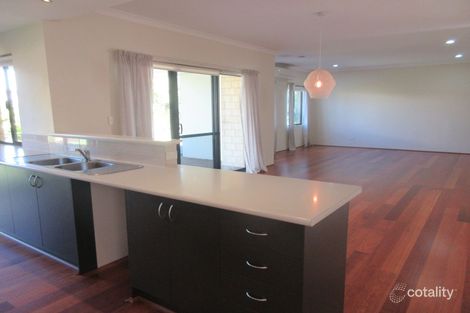 Property photo of 4 Savory Crescent Yalyalup WA 6280