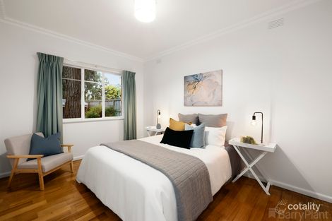 Property photo of 2 Nicholson Street Ringwood East VIC 3135