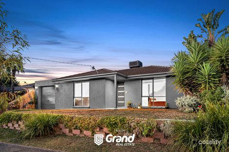 Property photo of 5 Meredith Crescent Hampton Park VIC 3976