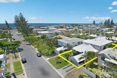 Property photo of 28 Seaside Avenue Mermaid Beach QLD 4218