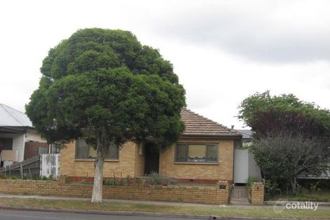 92 Newcastle St, Newport, VIC 3015