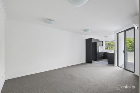 Property photo of 2/14-16 Proud Street Labrador QLD 4215