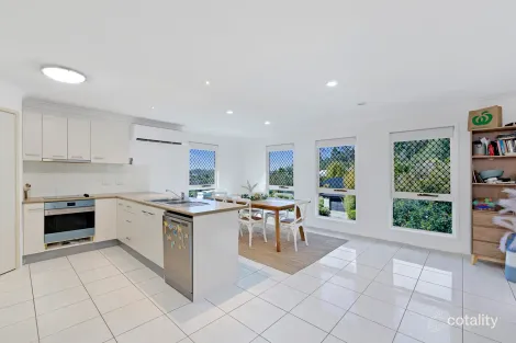 Property photo of 1/27 Elkins Street Pacific Pines QLD 4211