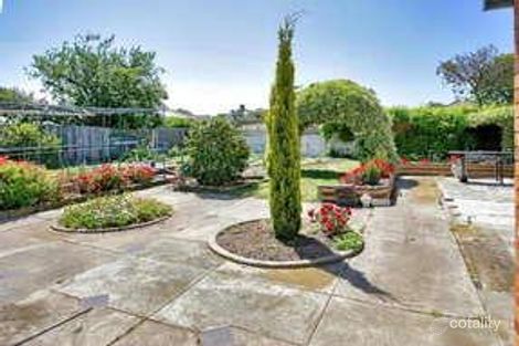 Property photo of 5 Uonga Road Bentleigh VIC 3204