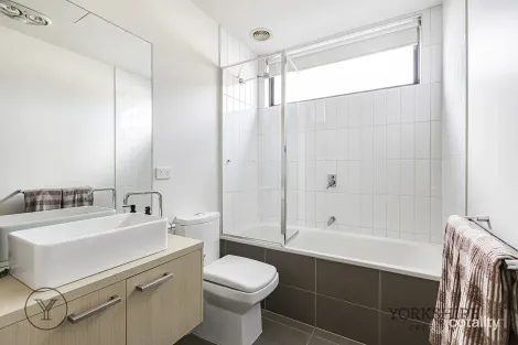 Property photo of 211/96 Charles Street Fitzroy VIC 3065