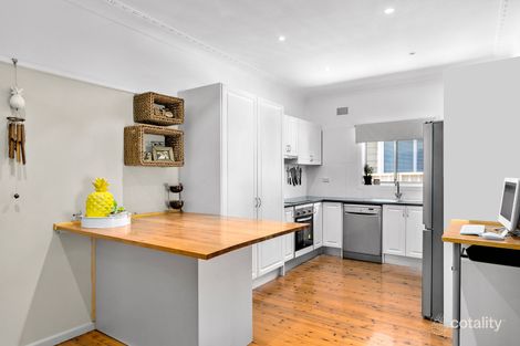 Property photo of 11 William Avenue Warilla NSW 2528