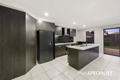 Property photo of 32 Hawkstone Road Manor Lakes VIC 3024