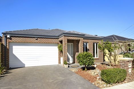 Property photo of 13 Yantara Walk South Morang VIC 3752