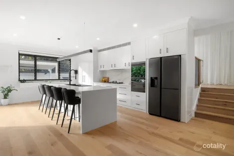 Property photo of 1 The Knoll Miranda NSW 2228