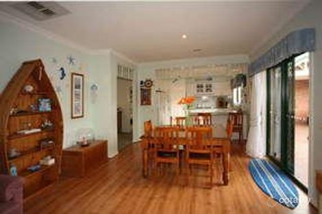 Property photo of 1 Cleveland Close Narre Warren North VIC 3804