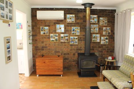 Property photo of 12 Donald Court Yarraman QLD 4614