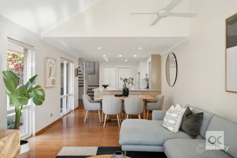 Property photo of 17 Ely Place Adelaide SA 5000