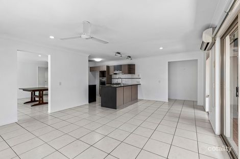 Property photo of 25 Waterlily Circuit Carseldine QLD 4034